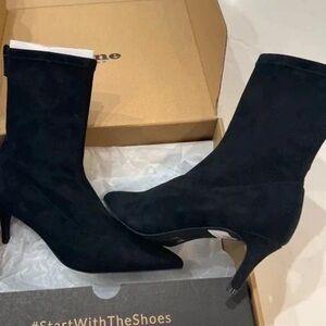 Elegant Black Heeled Boots